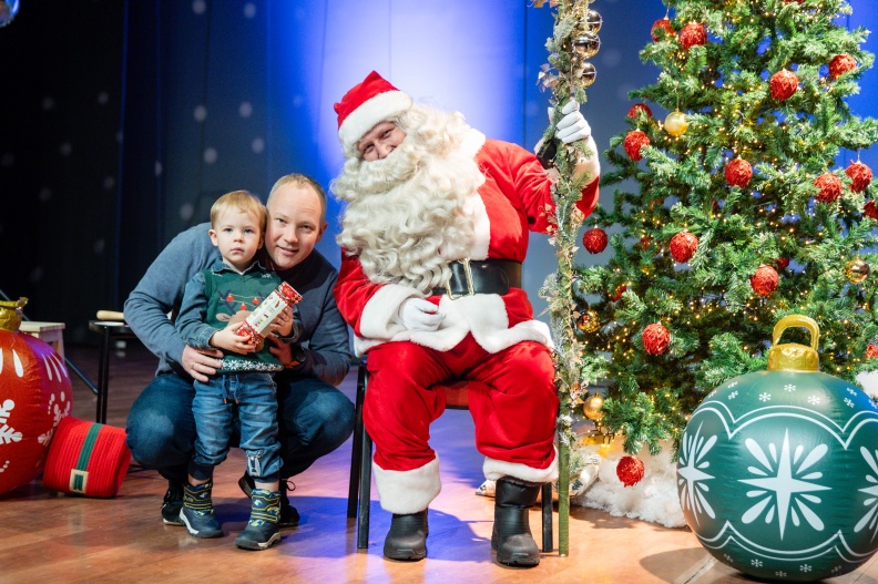 20251206-TBIL114620-2