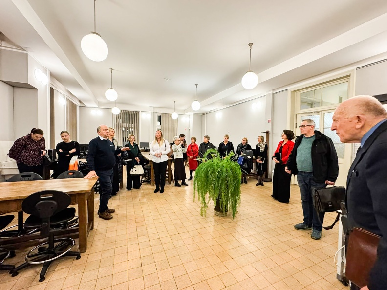 5c03e667-75f3-4eb7-8b38-361f165617ae