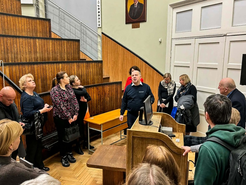 5967b432-82d0-459e-a03d-0ea808d865ff