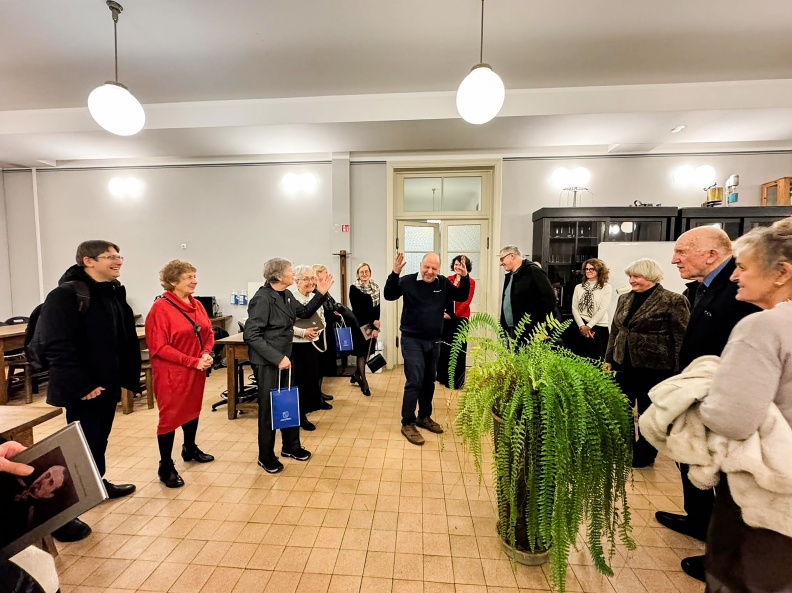 fa39bc85-5951-4888-b3cd-12aaf714125a