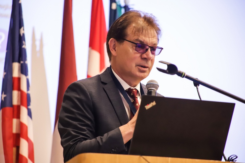 LSMU Šeimos medicinos klinikos vadovas prof. Leonas Valius